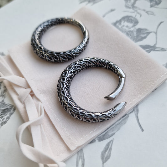 4MM 6G Silver Ivy Thorns Hangers Ear Weights