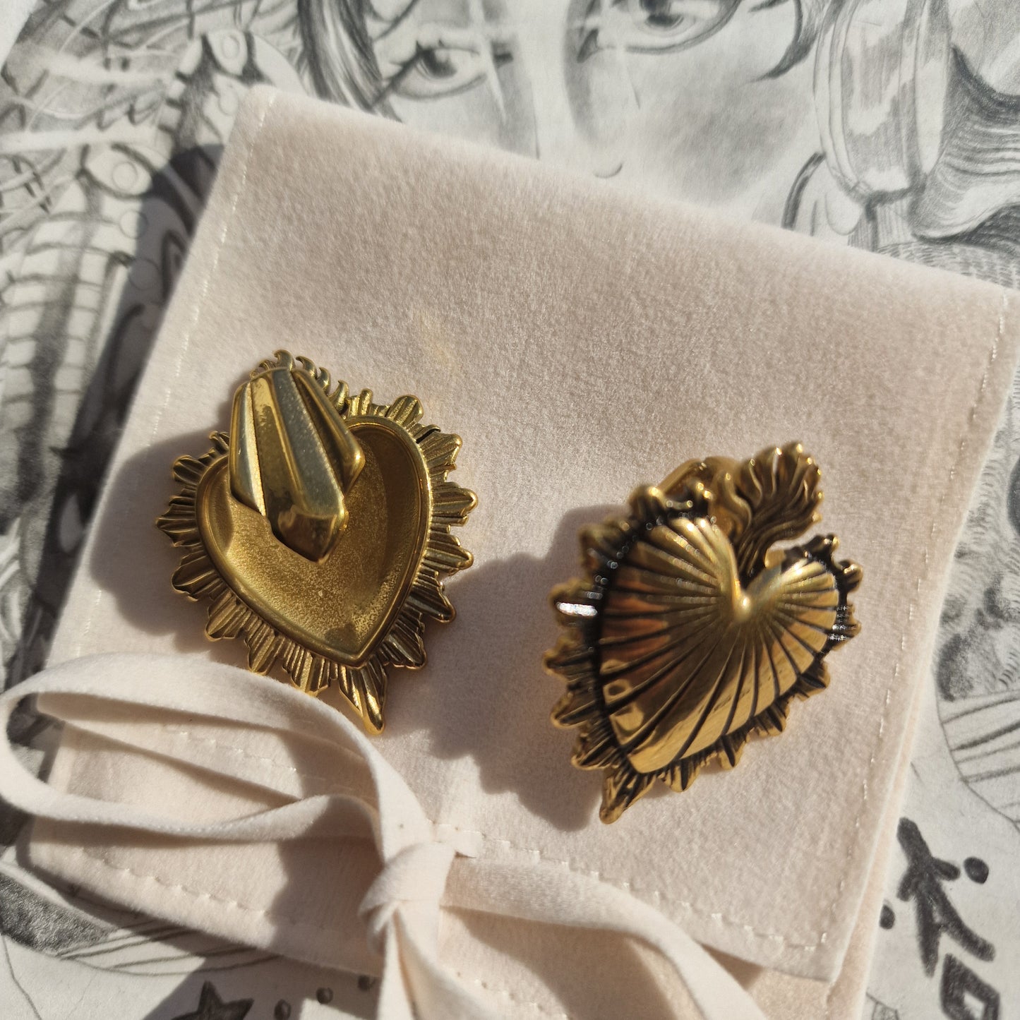 12MM 1/2inch Sunshine Gold Sacred Heart Ear Weight Hangers