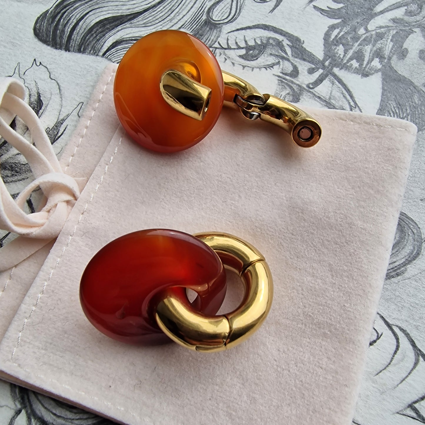 6MM 2G Organic Red Agate x Double Donut Hangers