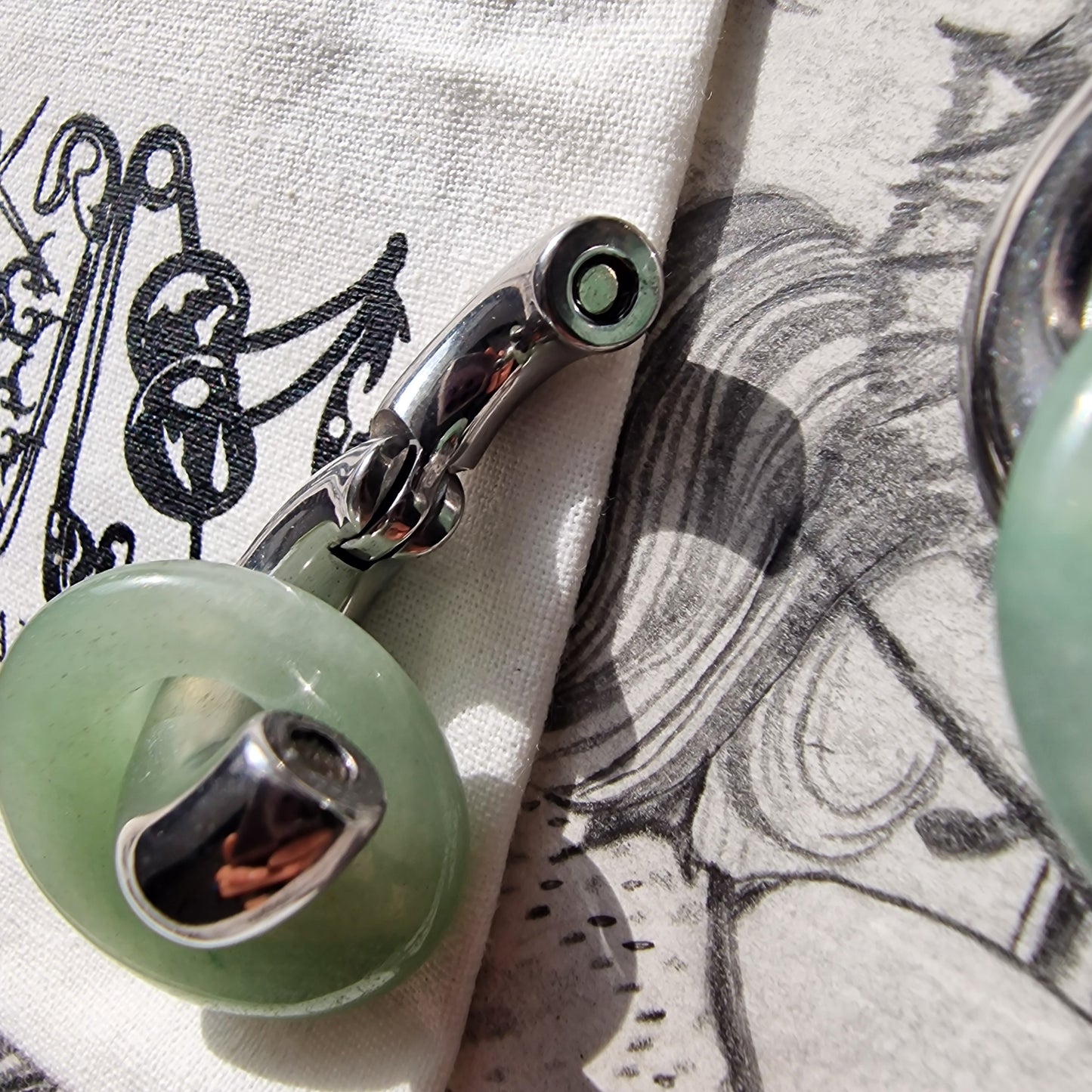 6MM 2G Organic Green Jade × Double Donuts