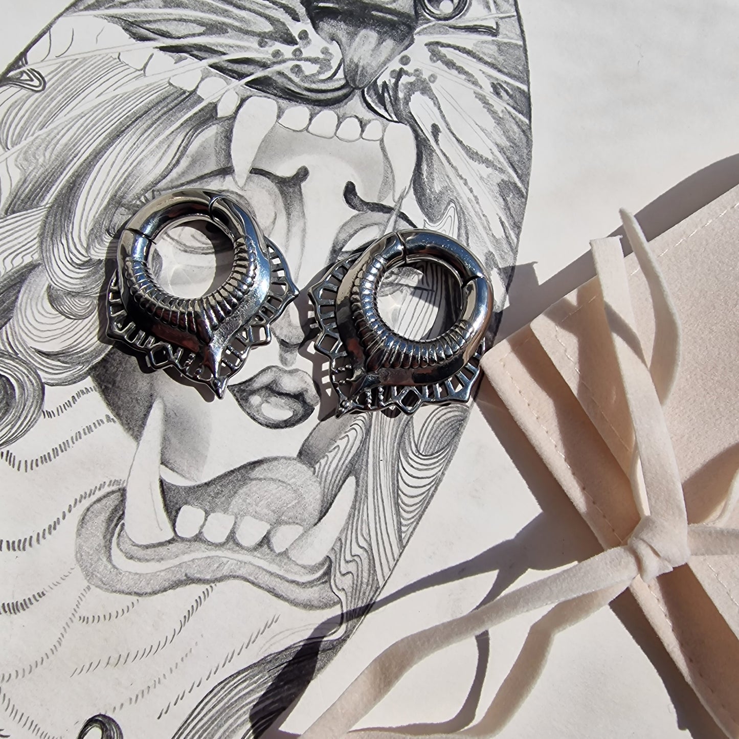 6MM 2G Silver Ear Weight Hangers Teardrop Hangers Ornate Stretched Lobes Pair