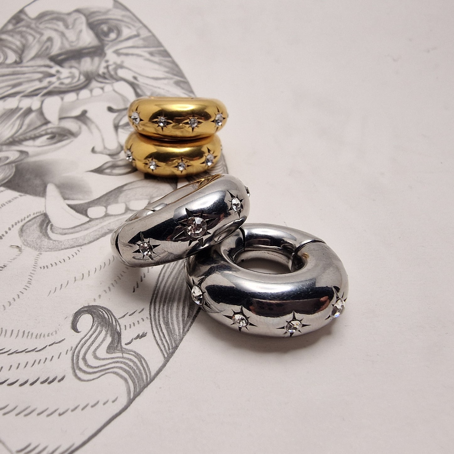 8MM 0G Silver Star Gaze Huggies