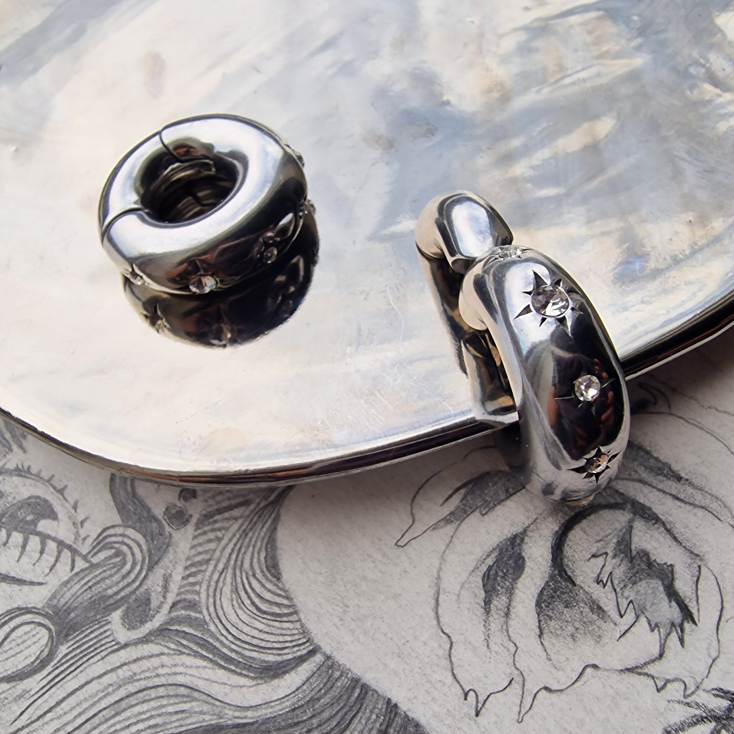 8MM 0G Silver Star Gaze Huggies