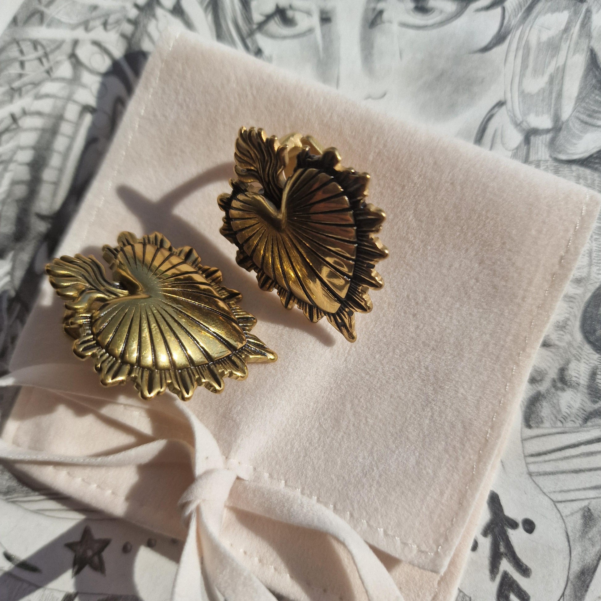 12MM 1/2inch Sacred Heart Hangers