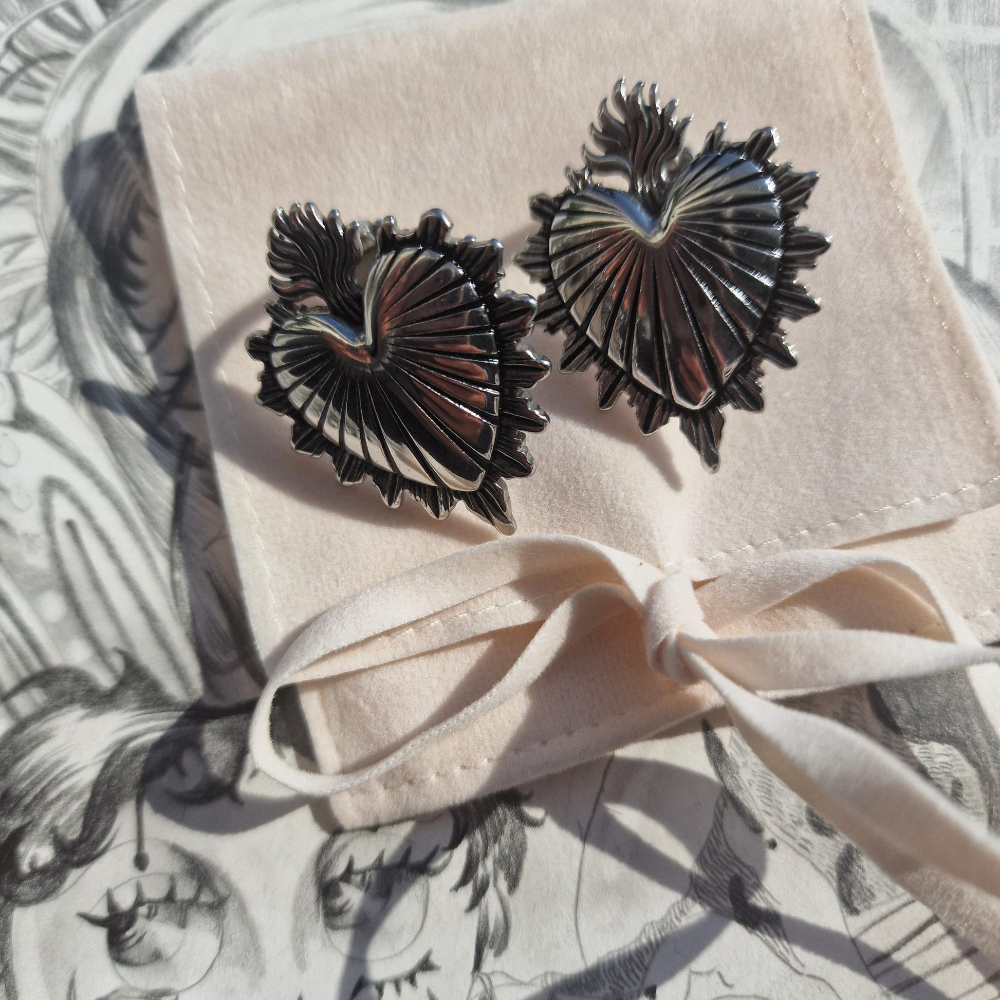 12MM 1/2inch Sacred Heart Hangers