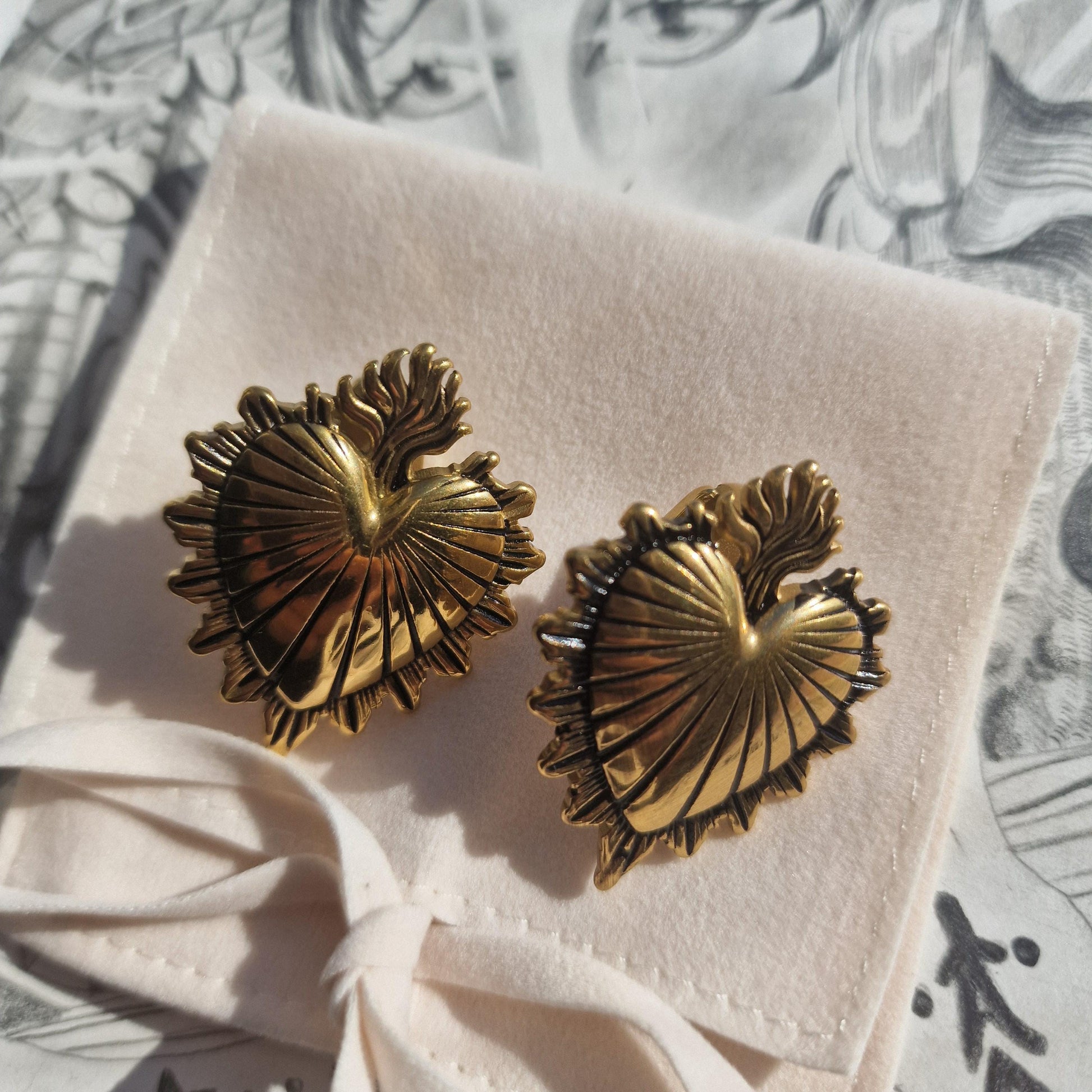 12MM 1/2inch Sacred Heart Hangers
