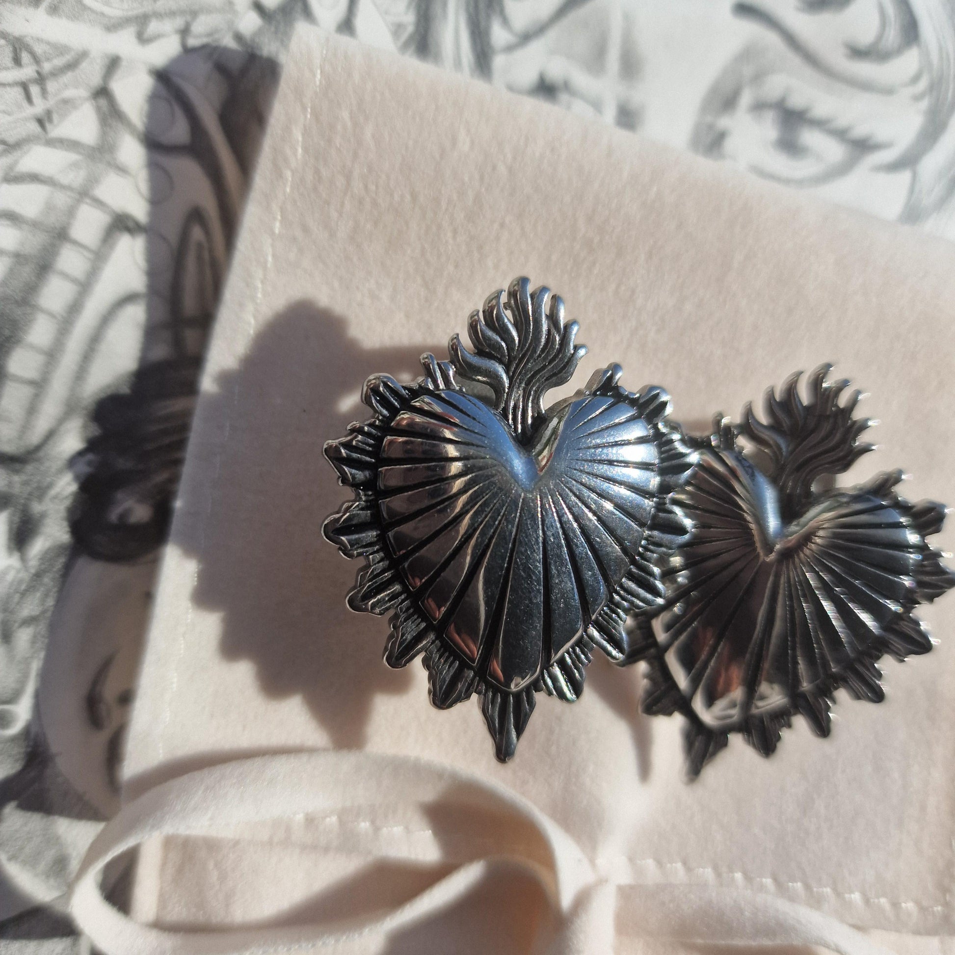 12MM 1/2inch Sacred Heart Hangers