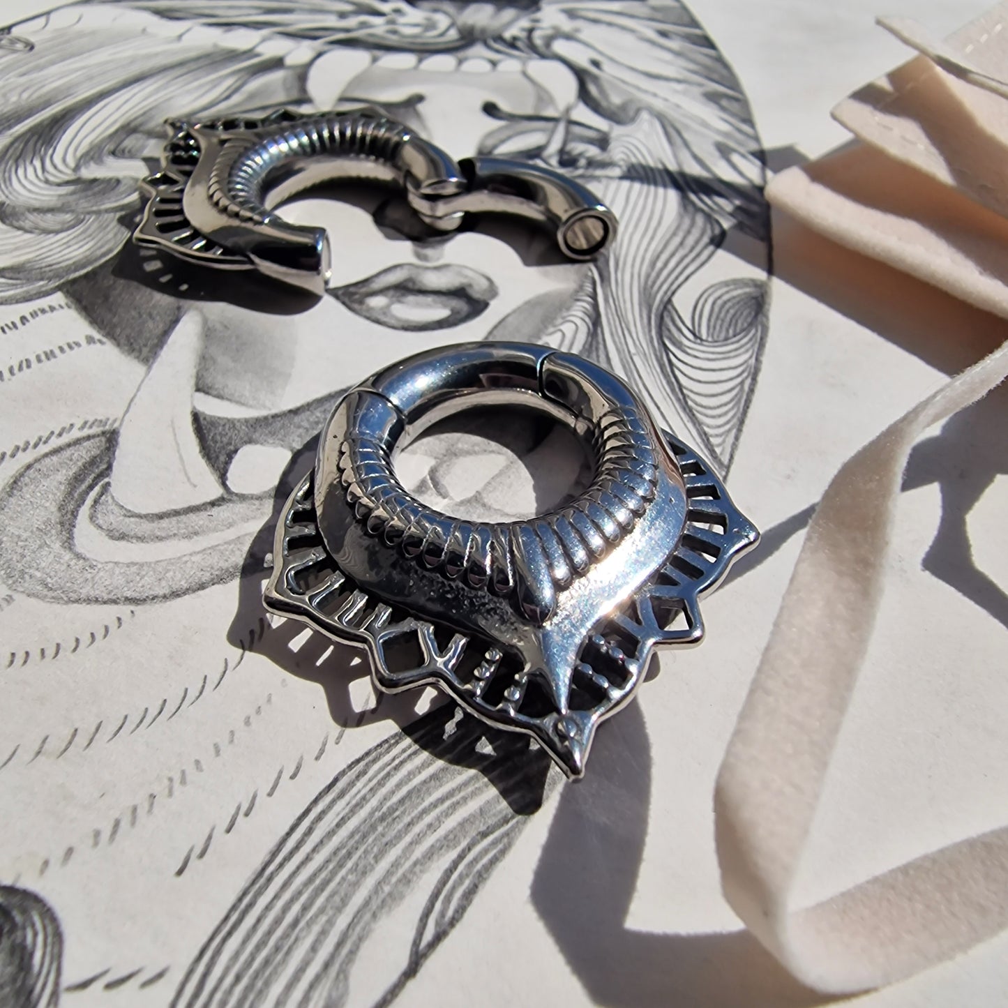 6MM 2G Silver Ear Weight Hangers Teardrop Hangers  Ornate Stretched Lobes Pair