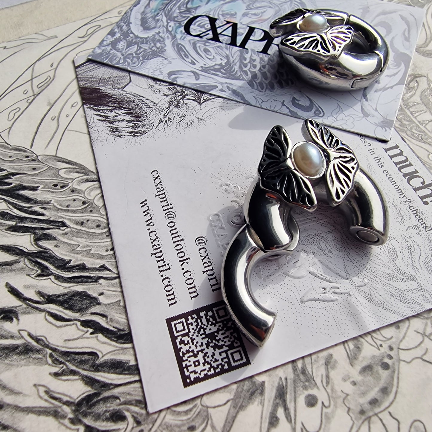 6MM 2G Twin Flame Butterfly Pearl Silver Ear Weights | Stretched Ears