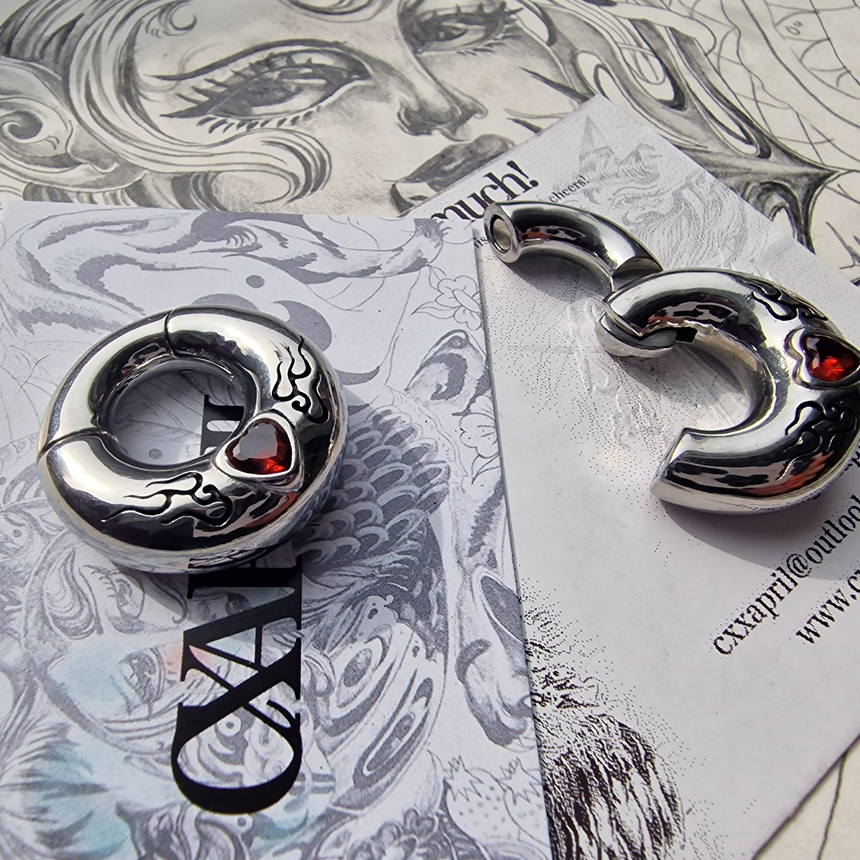6MM 2G Red Flame x Tribal Tattoo Heart Ear Weights | Stretched Lobes