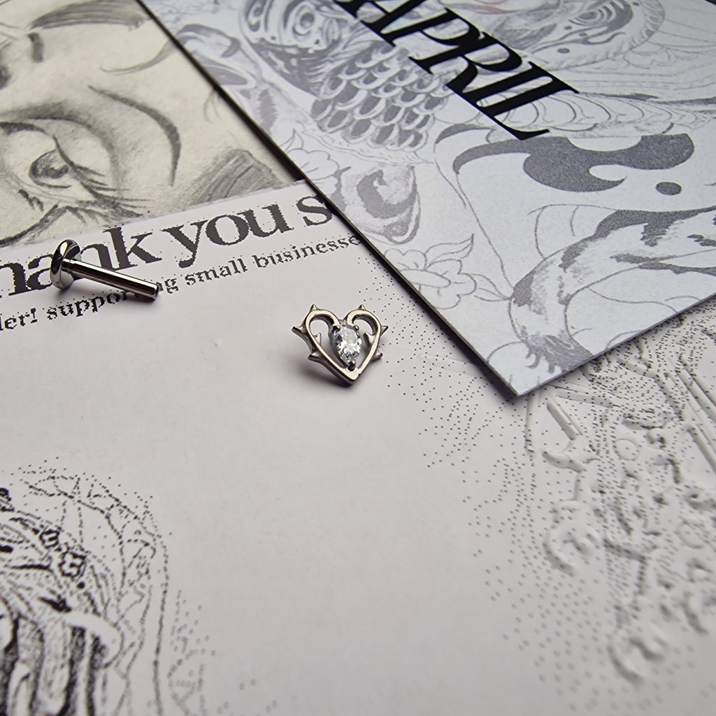 Thorn in my heart! | White Zircon Titanium Silver Body Piercing