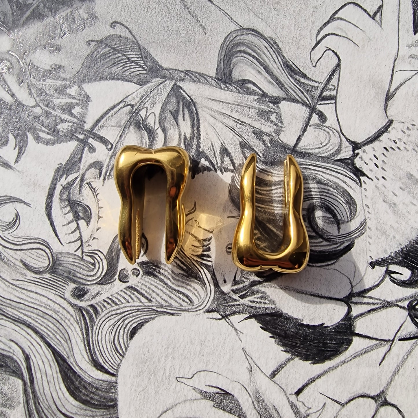 16MM 5/7"Tooth Truth Ear Weight Hangers | TOOTH ear weights | Gold  16MM Pair