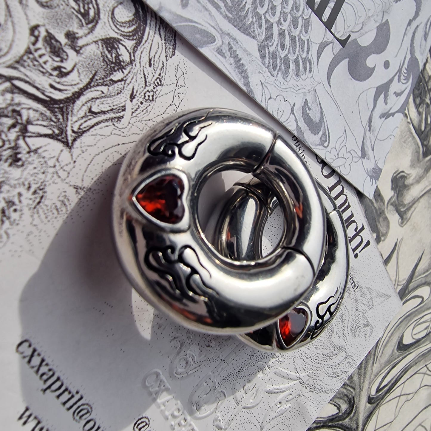 6MM 2G Red Flame x Tribal Tattoo Heart Ear Weights | Stretched Lobes