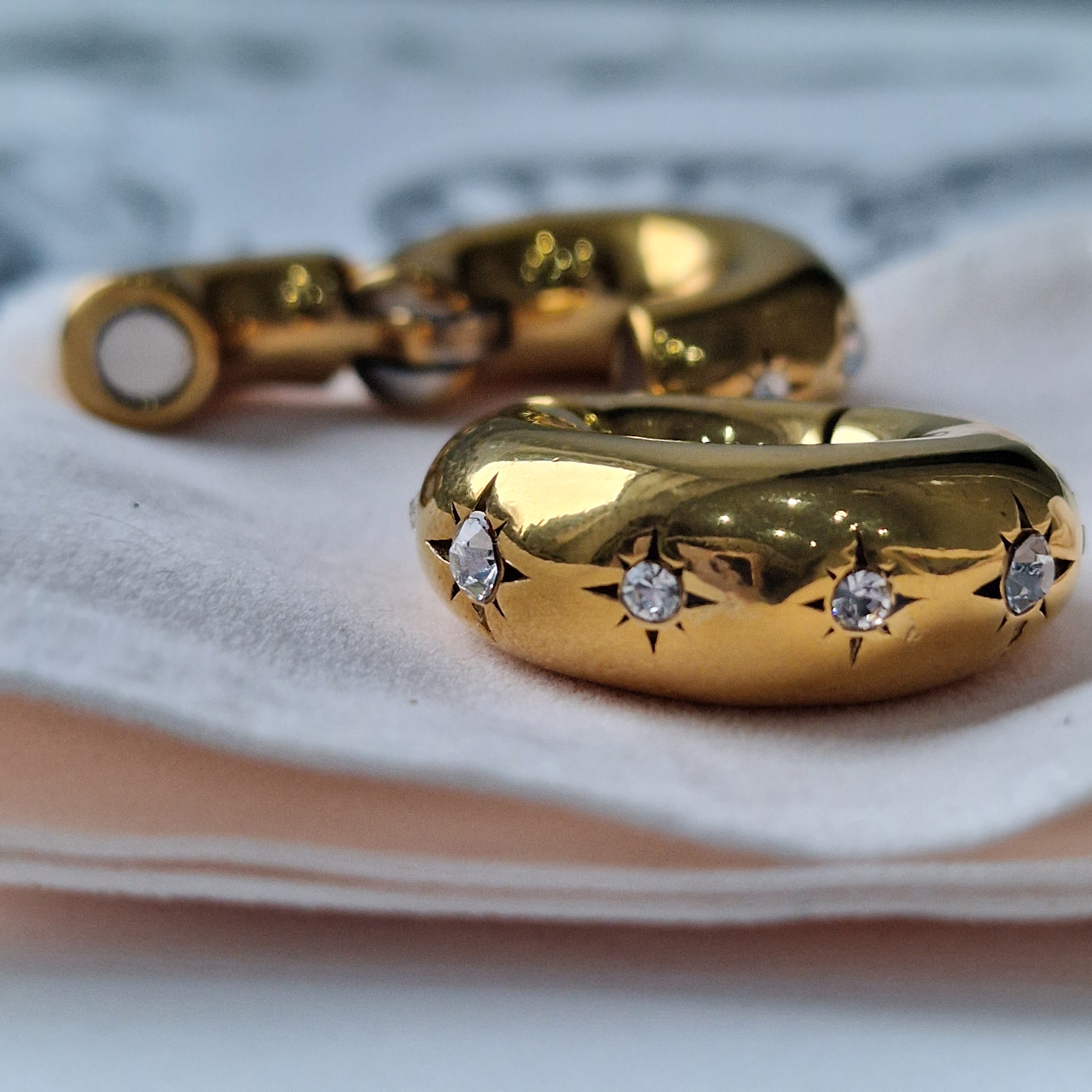 8MM 0G Golden Ear Weights Star Gaze Huggies | Alt Gauges for Stretched  Ears and Lobes