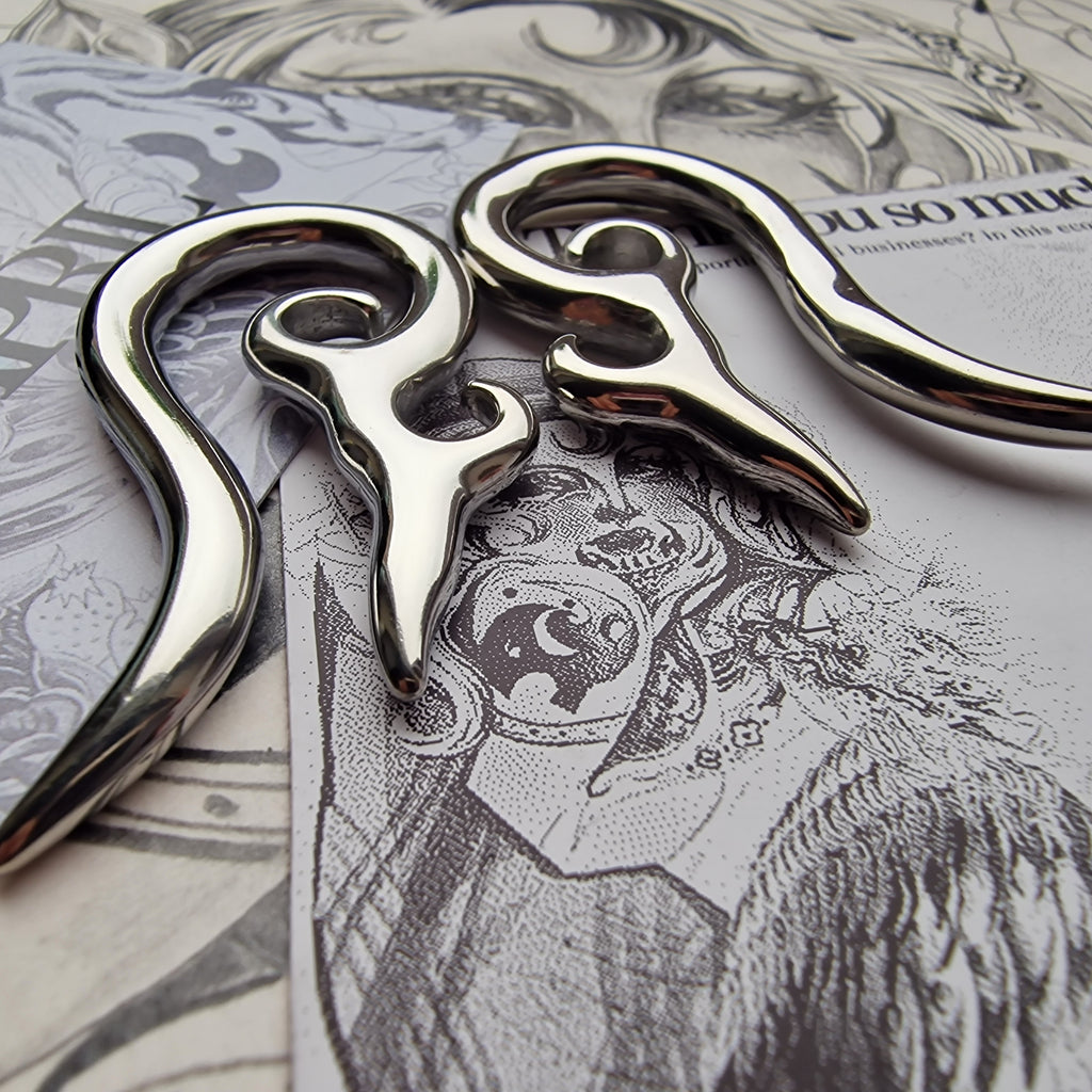 5MM 4G Tribal Silver Ornamental Cyberpunk Saddle Silver Ear Weight Hangers Gauges