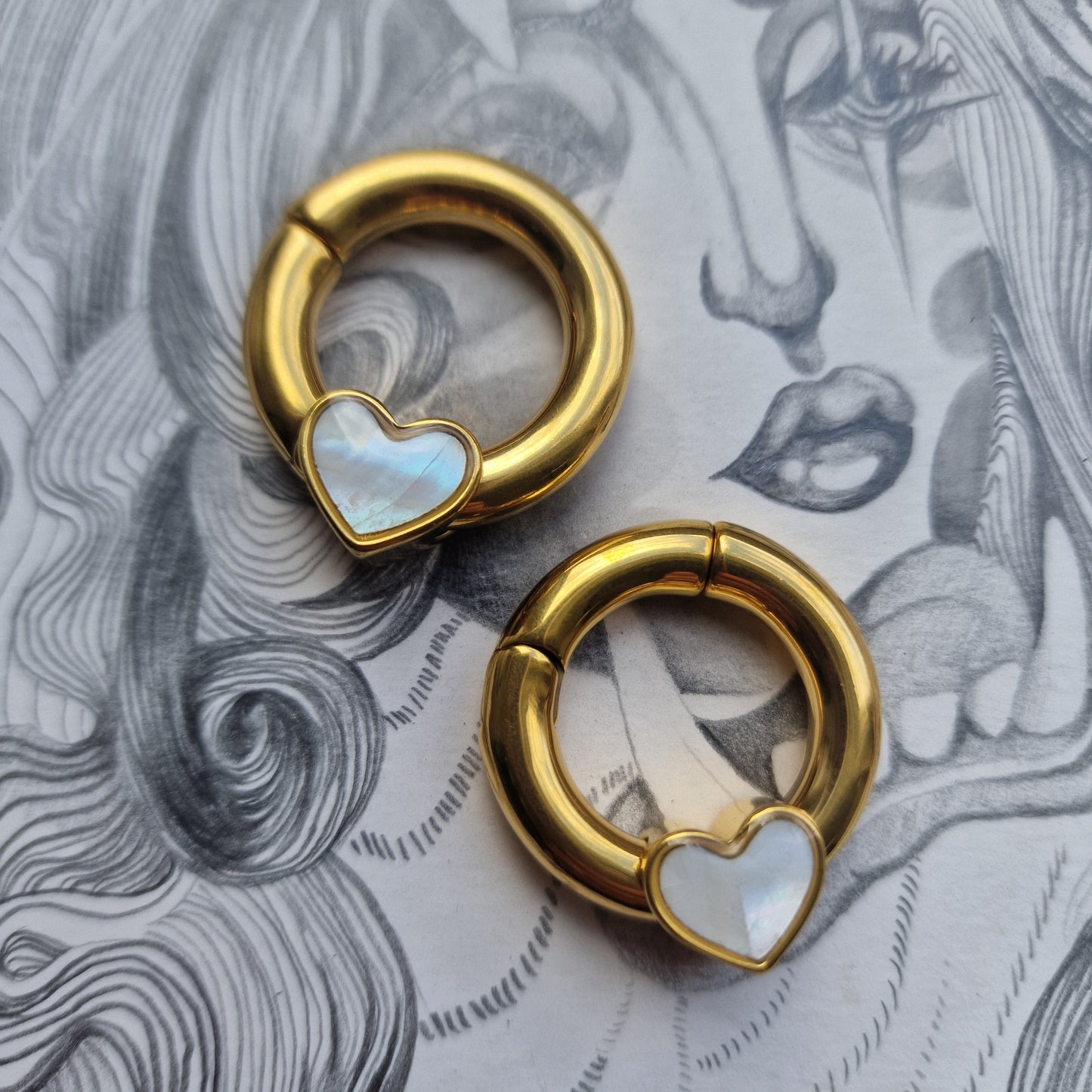 6MM 2G Heart Gold Hoop Hangers Ear Weight | Mother of pearl hangers Tapers Plugs
