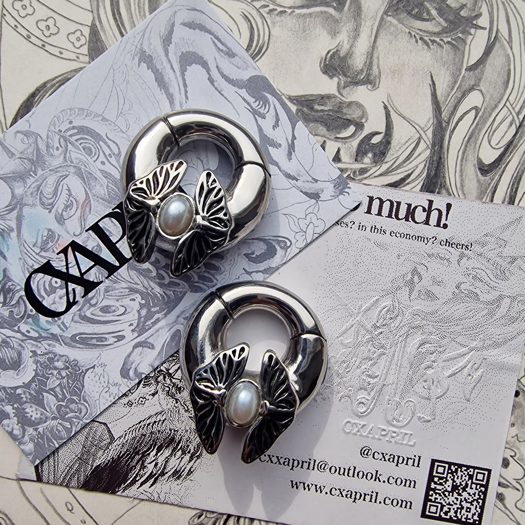 6MM 2G Twin Flame Butterfly Pearl Silver Ear Weights | Stretched Ears