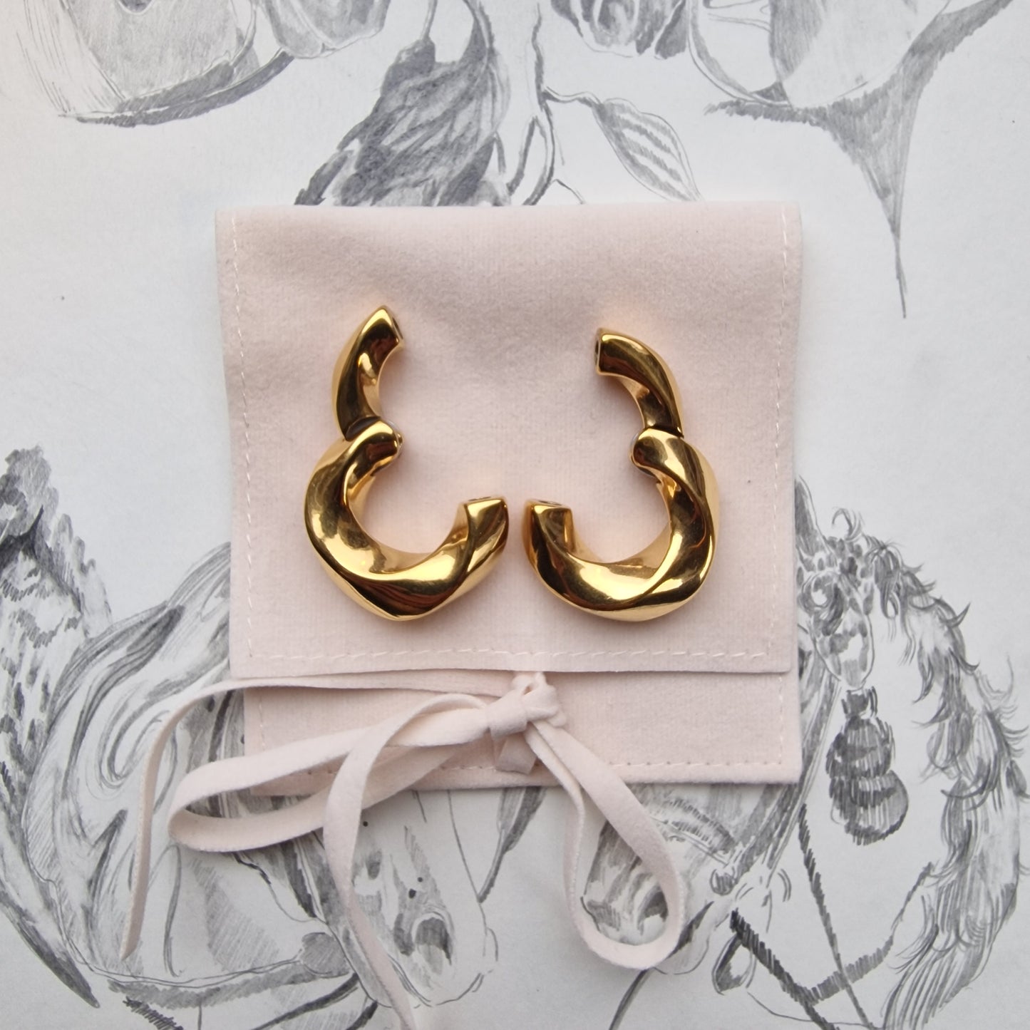 6MM Classic Chunky Twist Ear Weights | Gold Ear Weight Hangers | stretched lobes