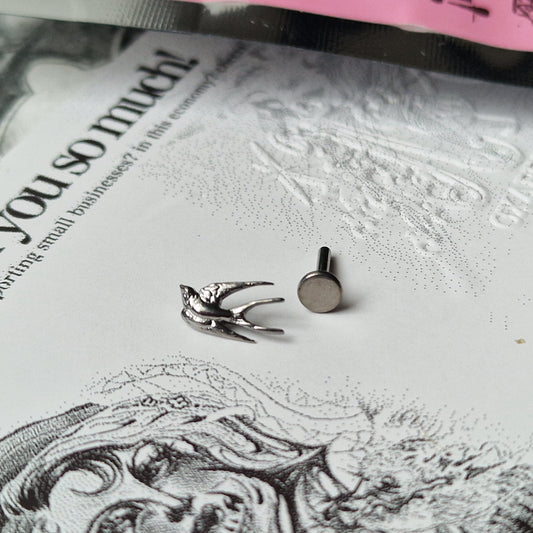 Swollow Bird Cartilage Stud | Silver Titanium Body Piercings